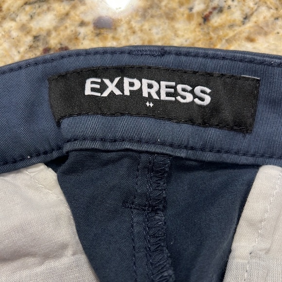 NWOT Express Men’s Athletic Stretch Khaki - Picture 2 of 5